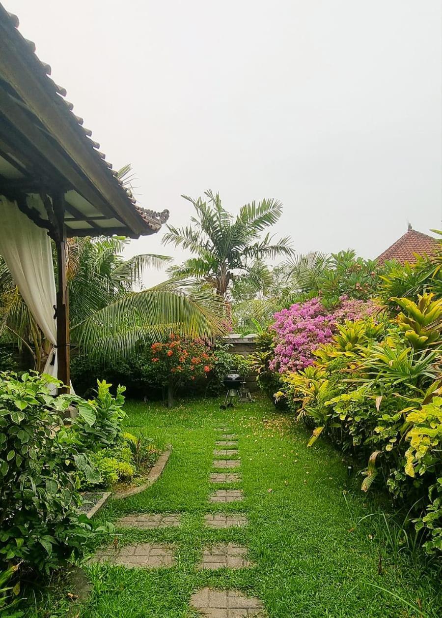Mumbul Villas Nusa Dua  Exterior photo