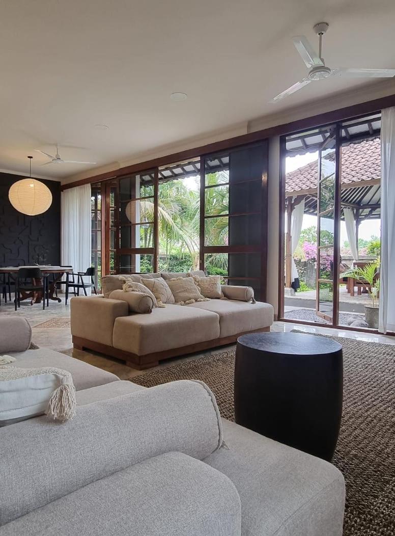 Mumbul Villas Nusa Dua  Exterior photo